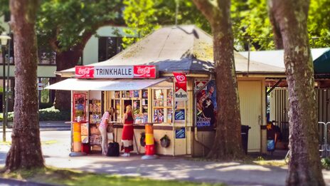 View of a small drinking establishment / kiosk