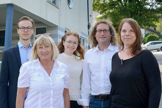 Group photo on a street in Hagen Dahl