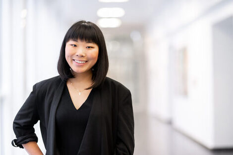 Portrait von Yelena Dyan, einer Stipendiatin des Deutschlandstipendiums.